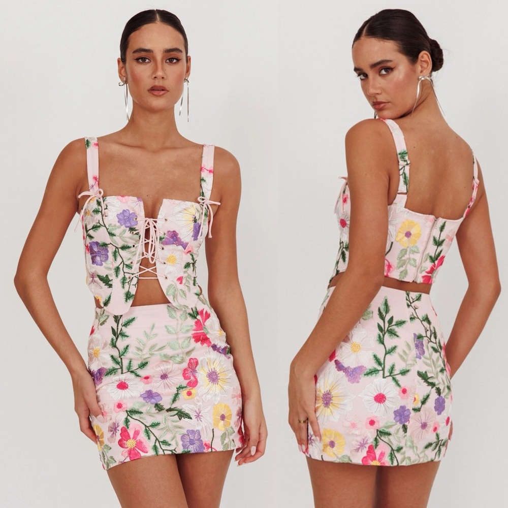 *24 HOUR SALE* Garden Party Embroidered Floral Skirt Set - Picture 3 of 5